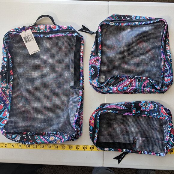 NWT Vera Bradley packing cubes, set of 3, mesh with zipper, 3 different sizes - Picture 1 of 14